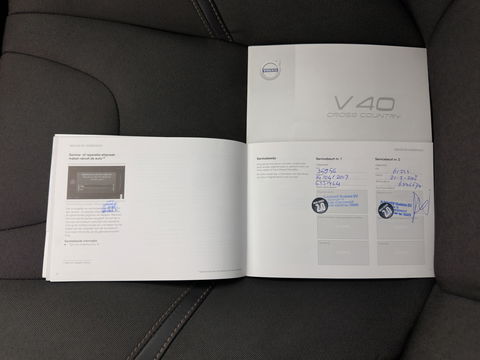 Volvo V40 Cross Country 2.0 D2 Momentum *NAVI-FULLMAP | COMFORT-SEATS | ECC | PDC | CRUISE | 17''ALU*