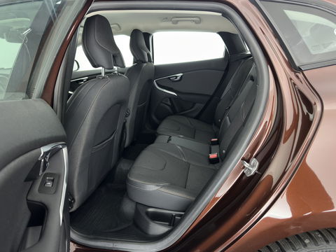 Volvo V40 Cross Country 2.0 D2 Momentum *NAVI-FULLMAP | COMFORT-SEATS | ECC | PDC | CRUISE | 17''ALU*