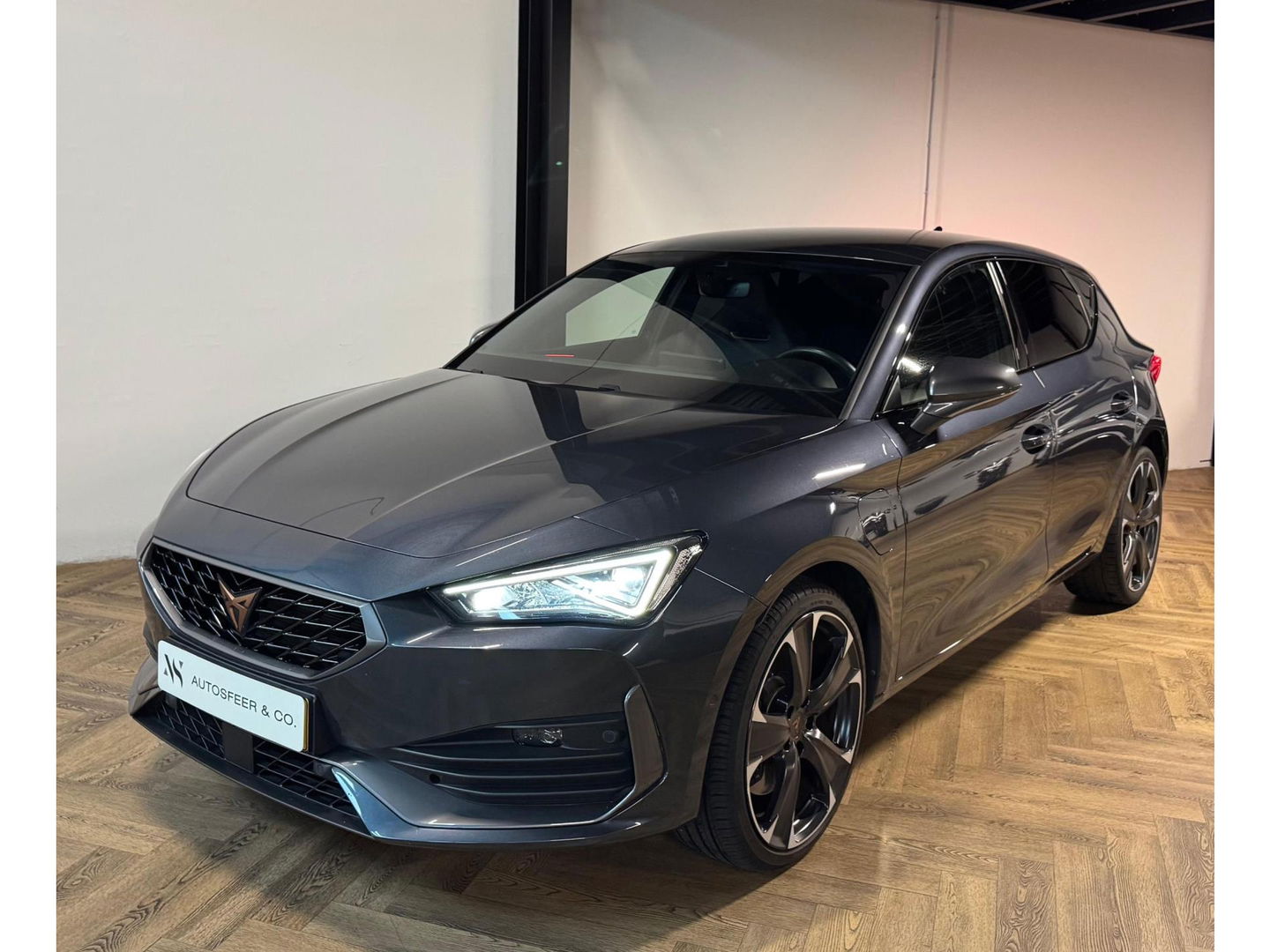 CUPRA Leon 1.4 e-Hybrid VZ Performance CAM KEYLESS VOL'