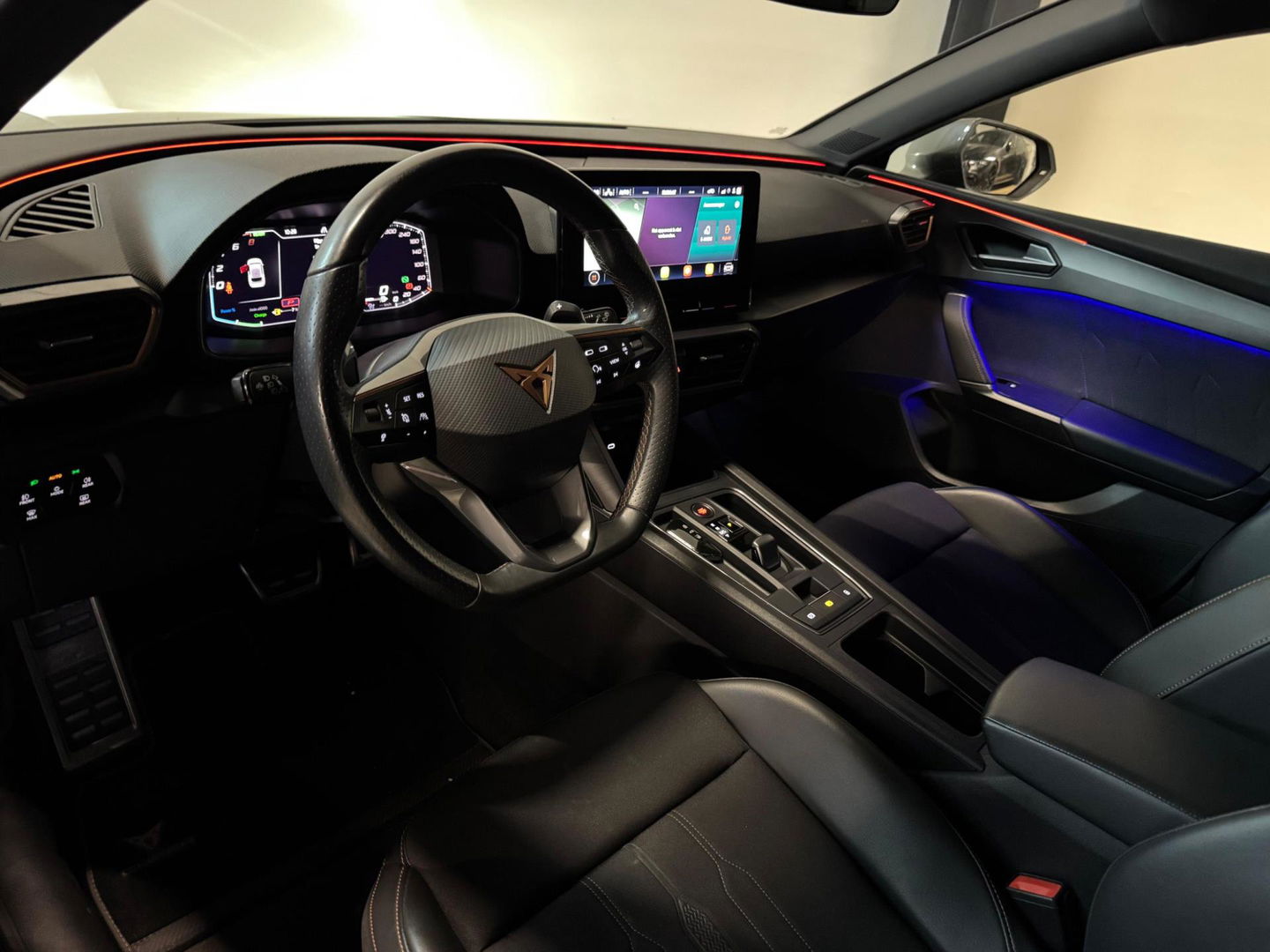CUPRA Leon 1.4 e-Hybrid VZ Performance CAM KEYLESS VOL'