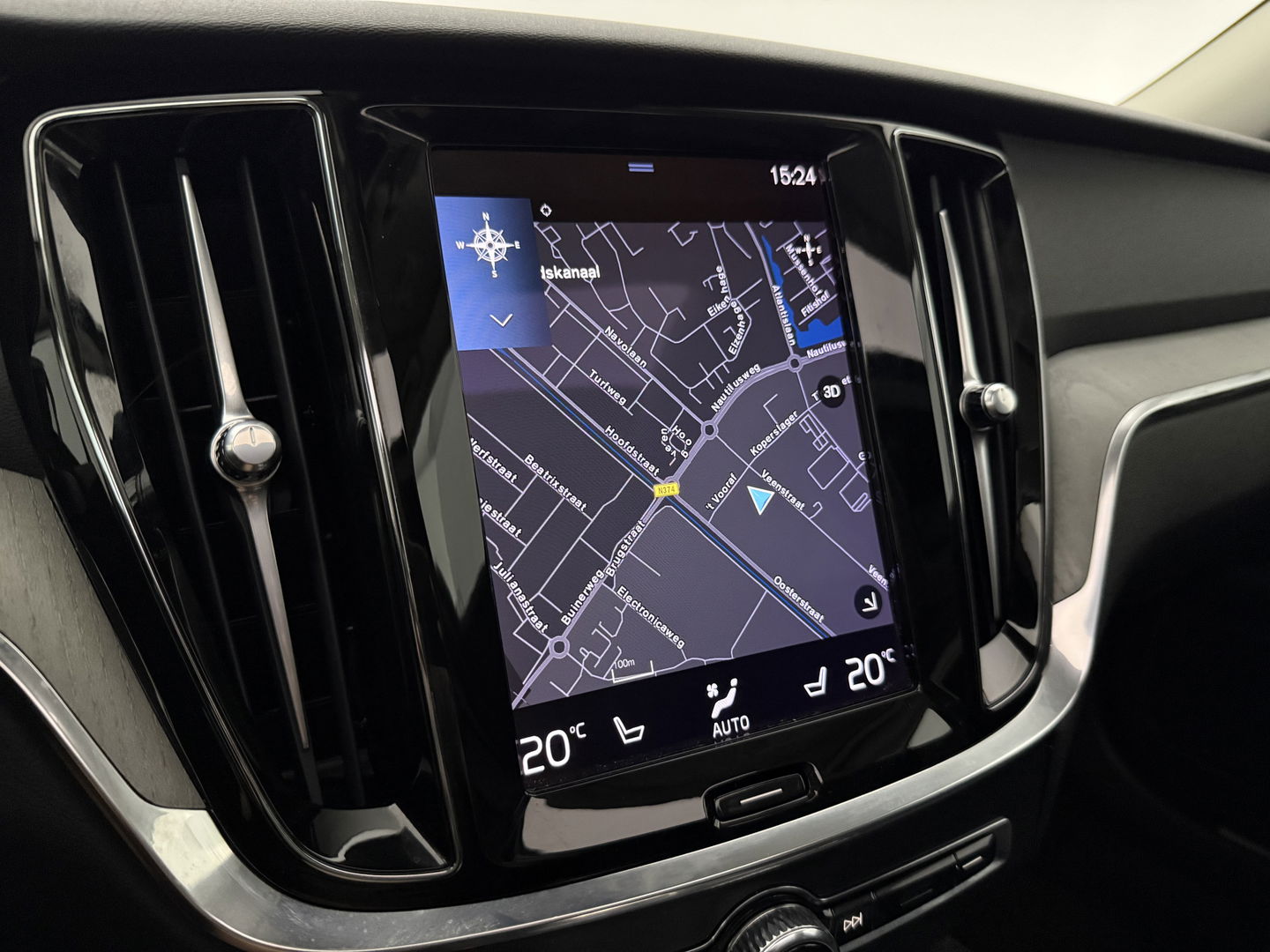 Volvo V60 2.0 T6 Recharge AWD 291PK Inscription | 360° | Pano | H/K | Trekh. | Memory | HUD | Carplay | Leder | Stuur/Stoelverw. l NAP