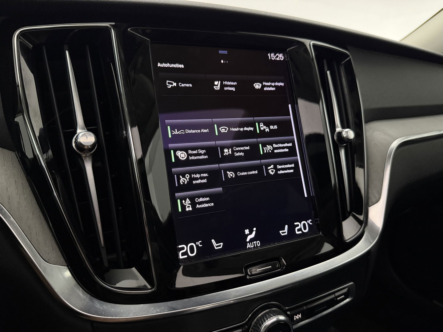 Volvo V60 2.0 T6 Recharge AWD 291PK Inscription | 360° | Pano | H/K | Trekh. | Memory | HUD | Carplay | Leder | Stuur/Stoelverw. l NAP