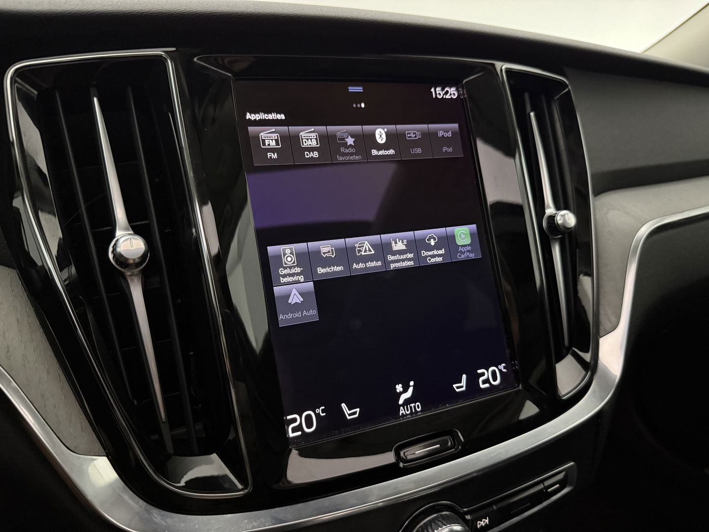 Volvo V60 2.0 T6 Recharge AWD 291PK Inscription | 360° | Pano | H/K | Trekh. | Memory | HUD | Carplay | Leder | Stuur/Stoelverw. l NAP