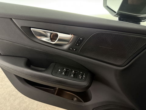 Volvo V60 2.0 T6 Recharge AWD 291PK Inscription | 360° | Pano | H/K | Trekh. | Memory | HUD | Carplay | Leder | Stuur/Stoelverw. l NAP
