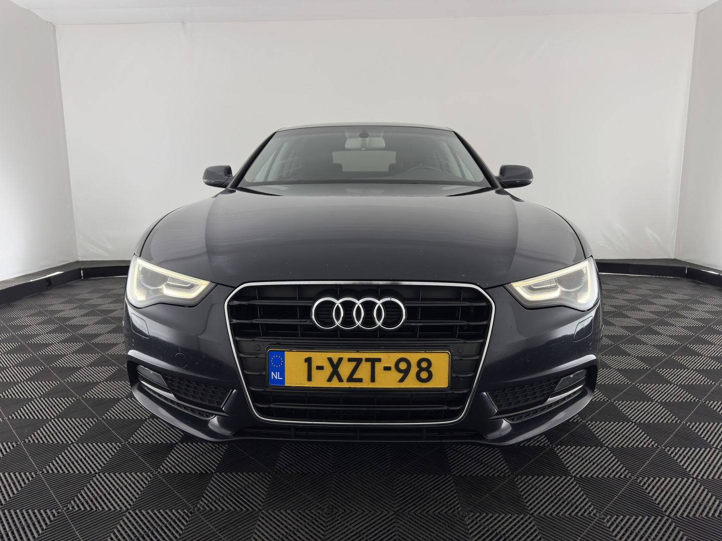 Audi A5 Sportback 2.0 TDI ultra Business Edition *XENON | SPORT-SEATS | CAMERA | NAVI-FULLMAP | PRIVACY-GLASS | ECC | PDC | CRUISE | 18''ALU | TOWBAR*