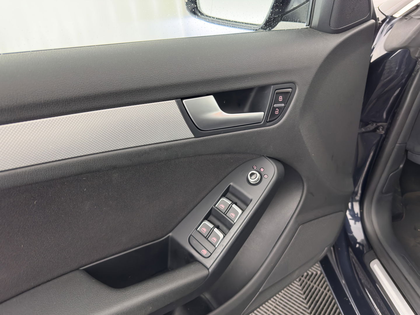 Audi A5 Sportback 2.0 TDI ultra Business Edition *XENON | SPORT-SEATS | CAMERA | NAVI-FULLMAP | PRIVACY-GLASS | ECC | PDC | CRUISE | 18''ALU | TOWBAR*