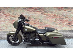 Harley Davidson 103 FLHX Street Glide CVO Blackout  Streetglide