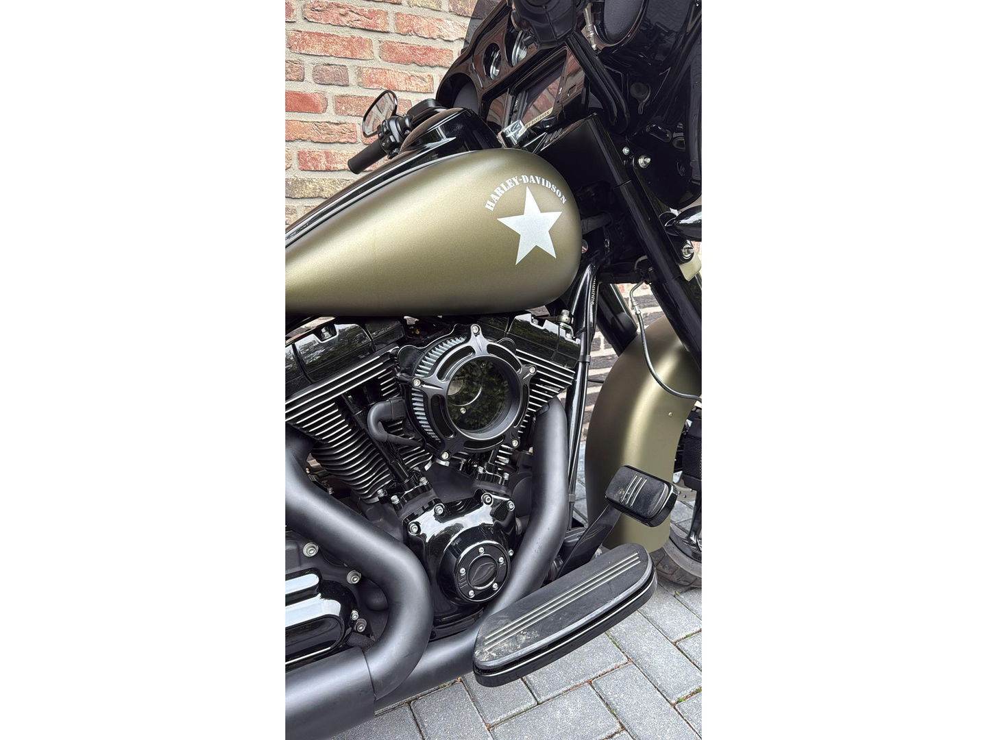 Harley Davidson 103 FLHX Street Glide CVO Blackout  Streetglide