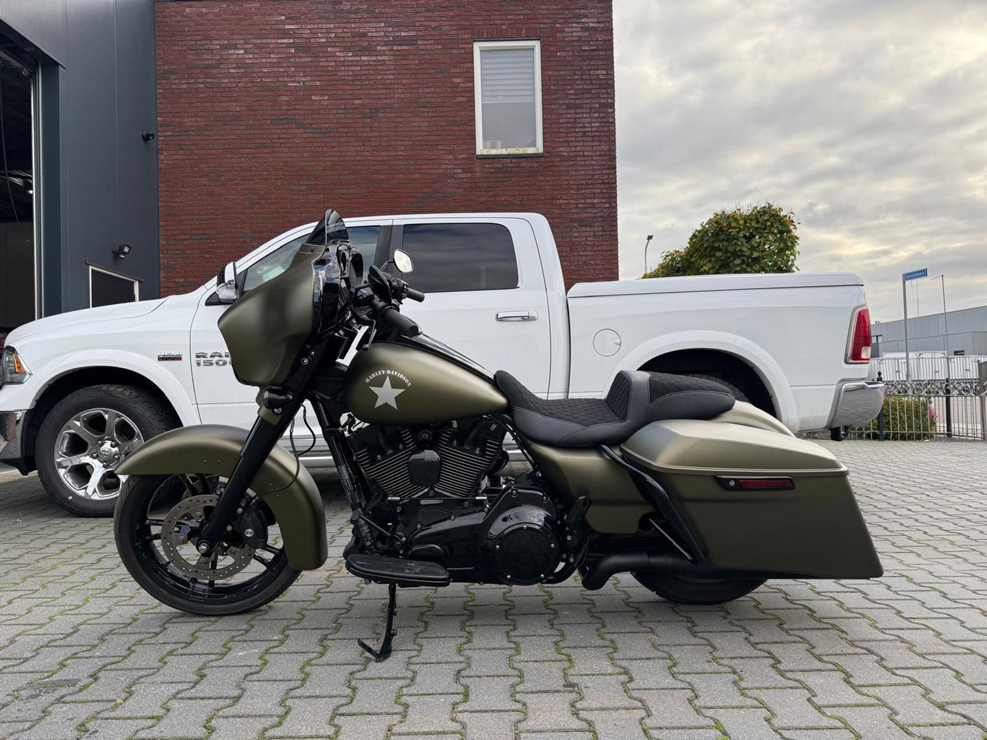 Harley Davidson 103 FLHX Street Glide CVO Blackout  Streetglide