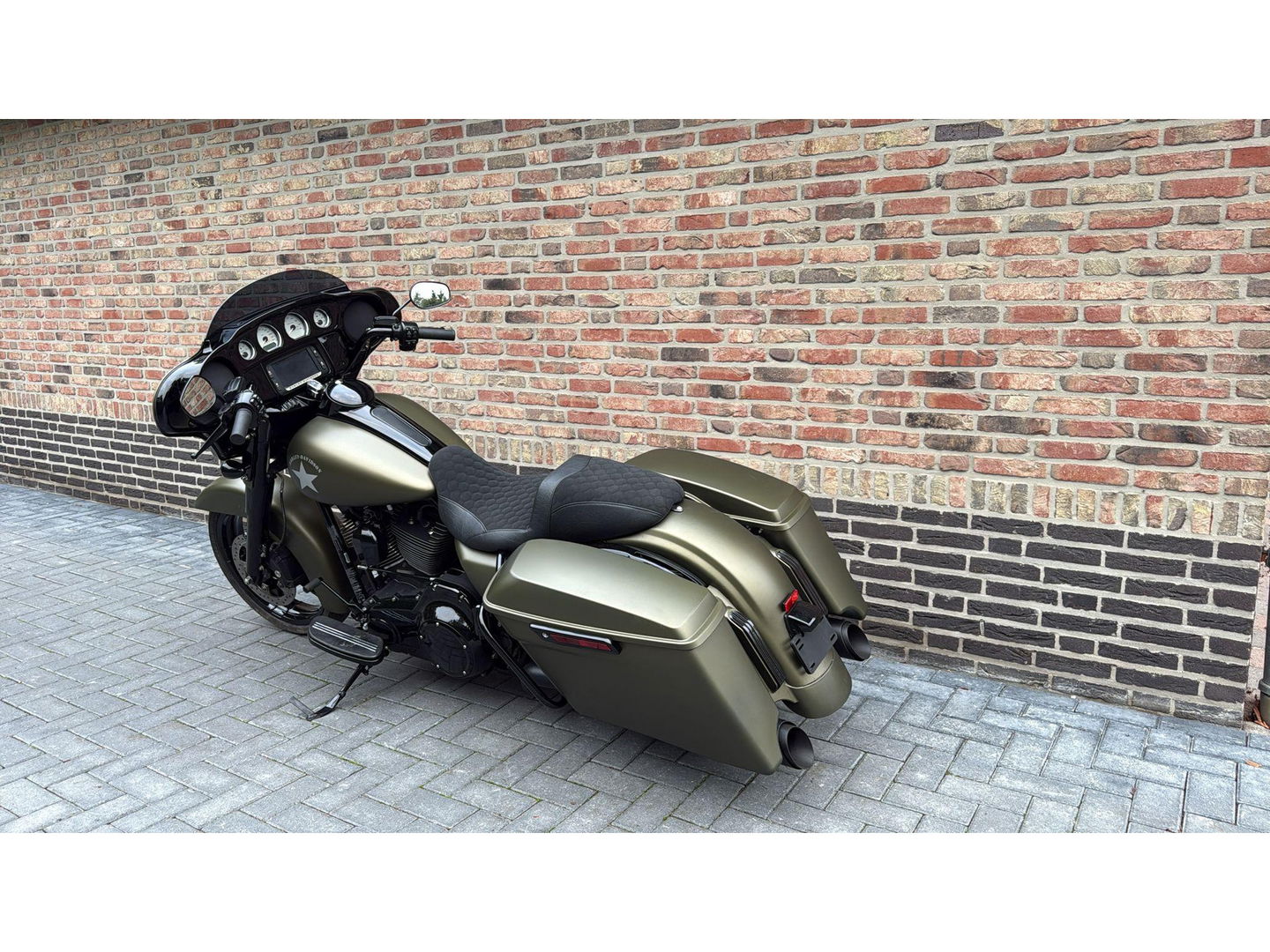 Harley Davidson 103 FLHX Street Glide CVO Blackout  Streetglide