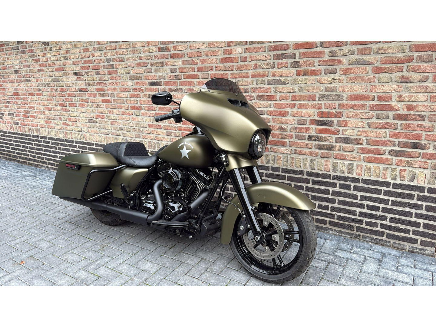 Harley Davidson 103 FLHX Street Glide CVO Blackout  Streetglide