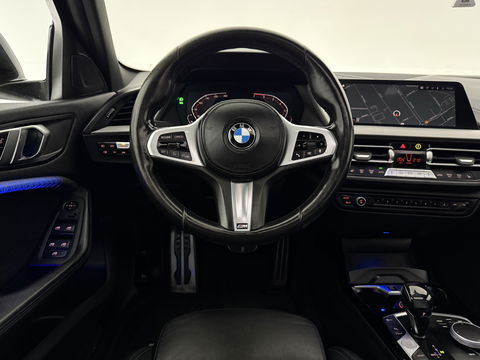 BMW 1-serie 118i High Executive Edition M-Sport 141PK | Pano | Virtual | Sfeerverl. | Carplay | Leder | Stoelverw. | NAP