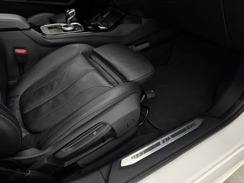 BMW 1-serie 118i High Executive Edition M-Sport 141PK | Pano | Virtual | Sfeerverl. | Carplay | Leder | Stoelverw. | NAP