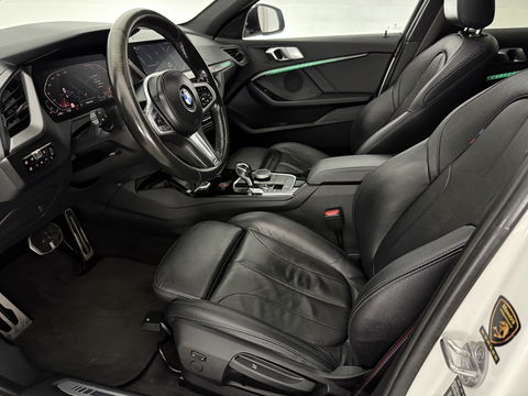 BMW 1-serie 118i High Executive Edition M-Sport 141PK | Pano | Virtual | Sfeerverl. | Carplay | Leder | Stoelverw. | NAP