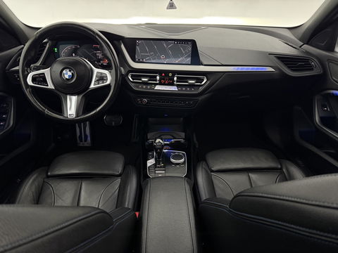 BMW 1-serie 118i High Executive Edition M-Sport 141PK | Pano | Virtual | Sfeerverl. | Carplay | Leder | Stoelverw. | NAP