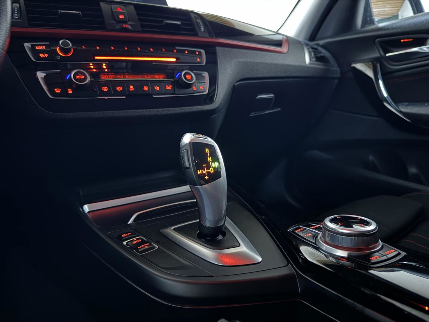 BMW 1 Serie 118i M-Sport Navi Cruise Maxton Design PDC