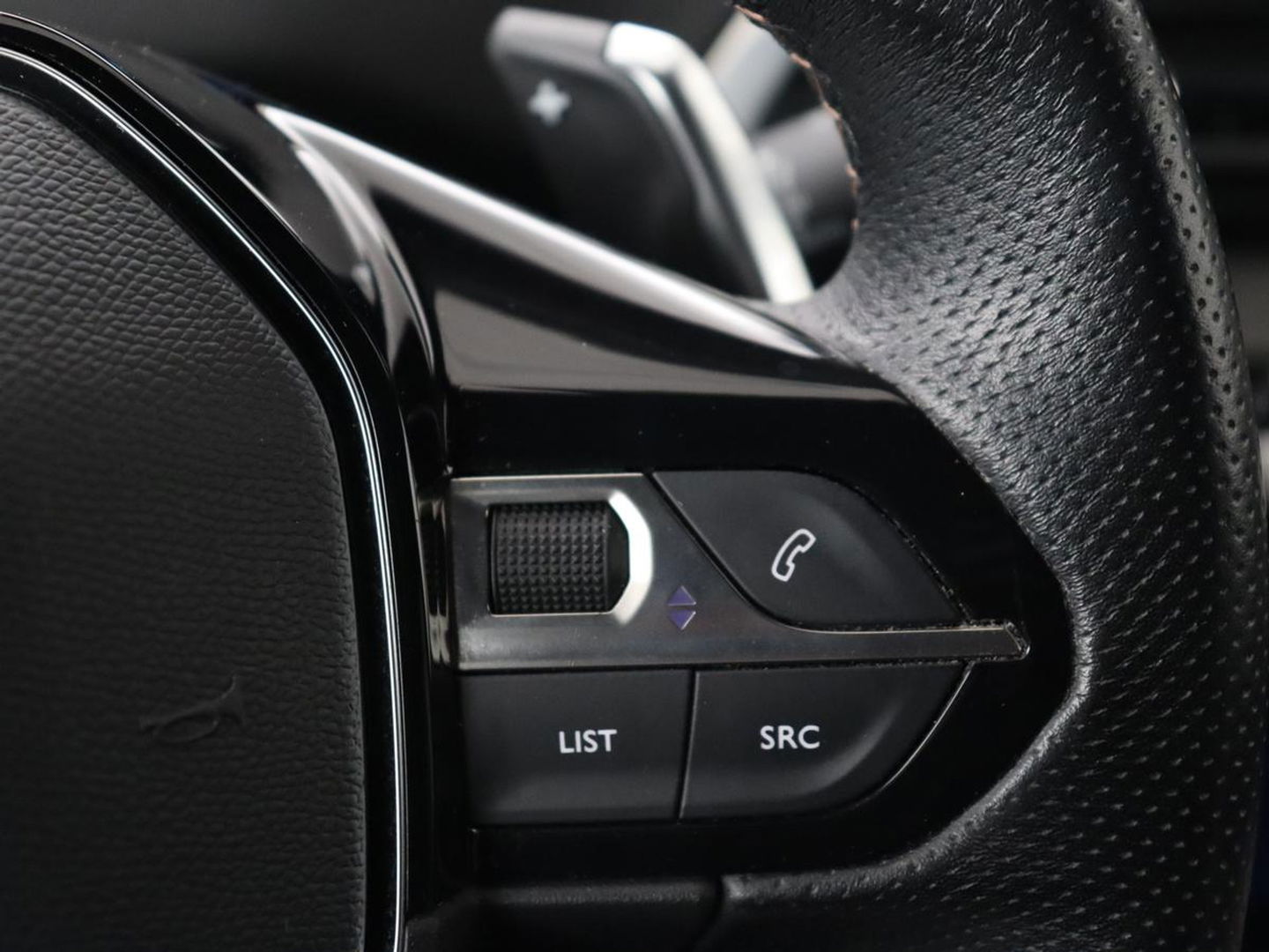 Peugeot 3008 1.6 HYbrid 225 Allure | Camera | Trekhaak afneembaar | Cruise Control | Carplay | Navigatie
