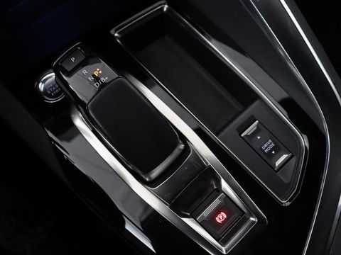 Peugeot 3008 1.6 HYbrid 225 Allure | Camera | Trekhaak afneembaar | Cruise Control | Carplay | Navigatie