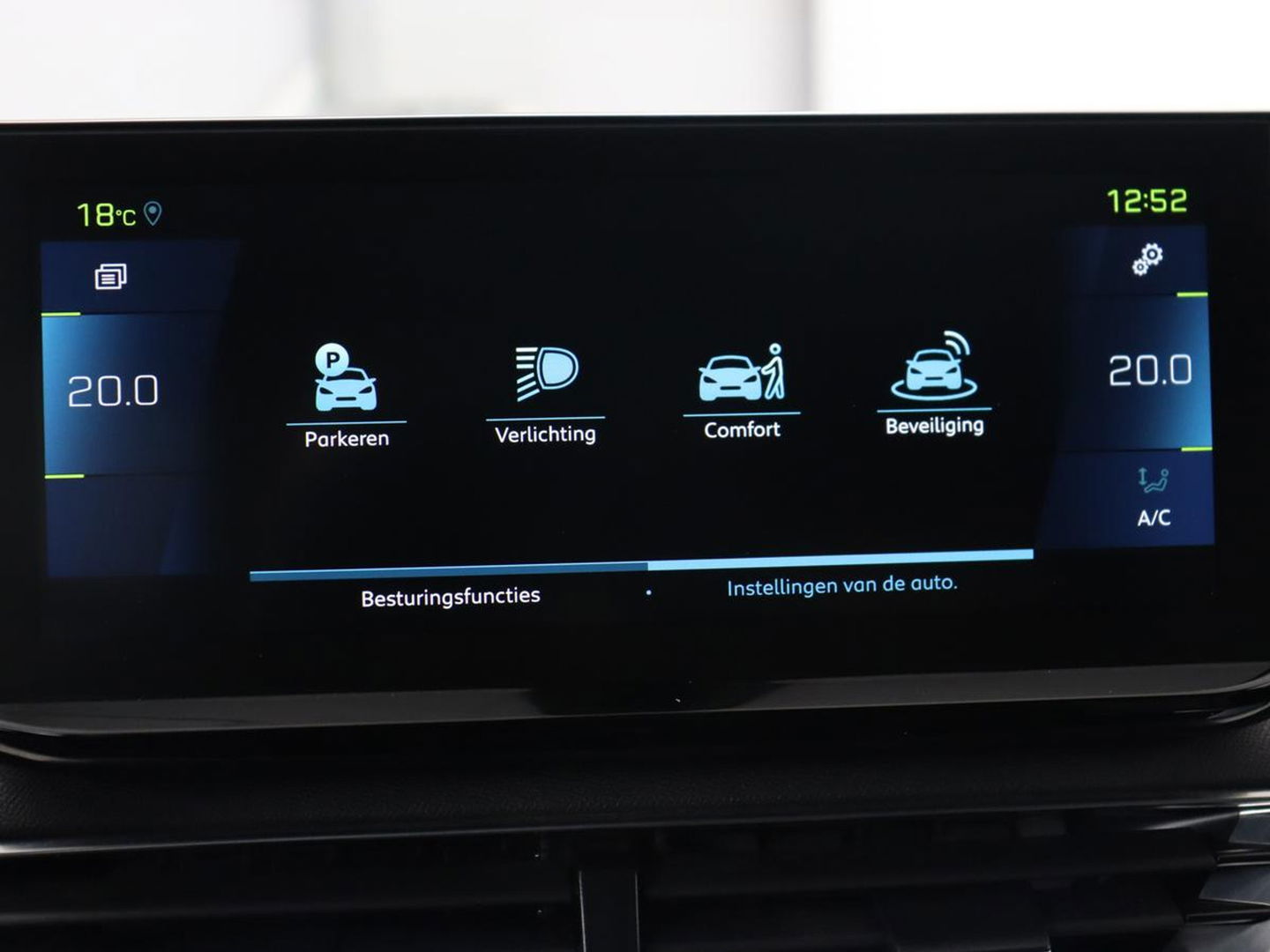 Peugeot 3008 1.6 HYbrid 225 Allure | Camera | Trekhaak afneembaar | Cruise Control | Carplay | Navigatie