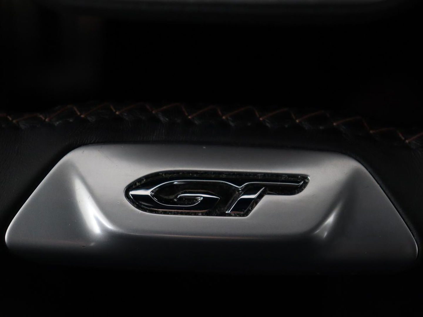 Peugeot 3008 1.6 HYbrid 225 Allure | Camera | Trekhaak afneembaar | Cruise Control | Carplay | Navigatie