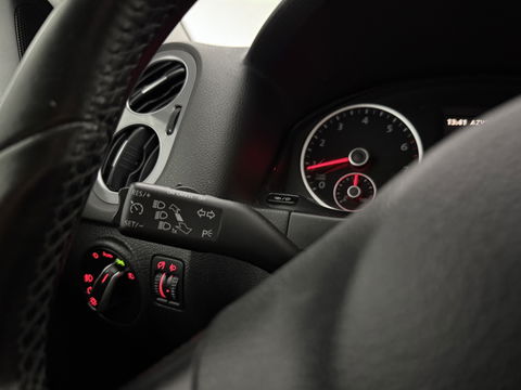 Volkswagen Tiguan 1.4 TSI Sport&Style | Cruise | Navi | Clima | Parkeersens. | Stoelverw. | Afn. Trekh.
