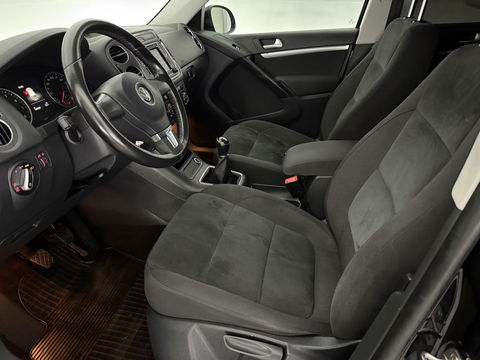 Volkswagen Tiguan 1.4 TSI Sport&Style | Cruise | Navi | Clima | Parkeersens. | Stoelverw. | Afn. Trekh.