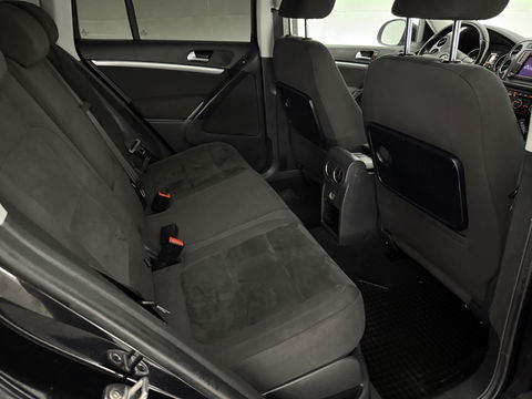 Volkswagen Tiguan 1.4 TSI Sport&Style | Cruise | Navi | Clima | Parkeersens. | Stoelverw. | Afn. Trekh.