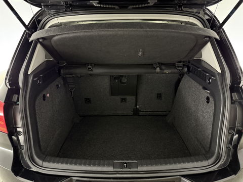 Volkswagen Tiguan 1.4 TSI Sport&Style | Cruise | Navi | Clima | Parkeersens. | Stoelverw. | Afn. Trekh.