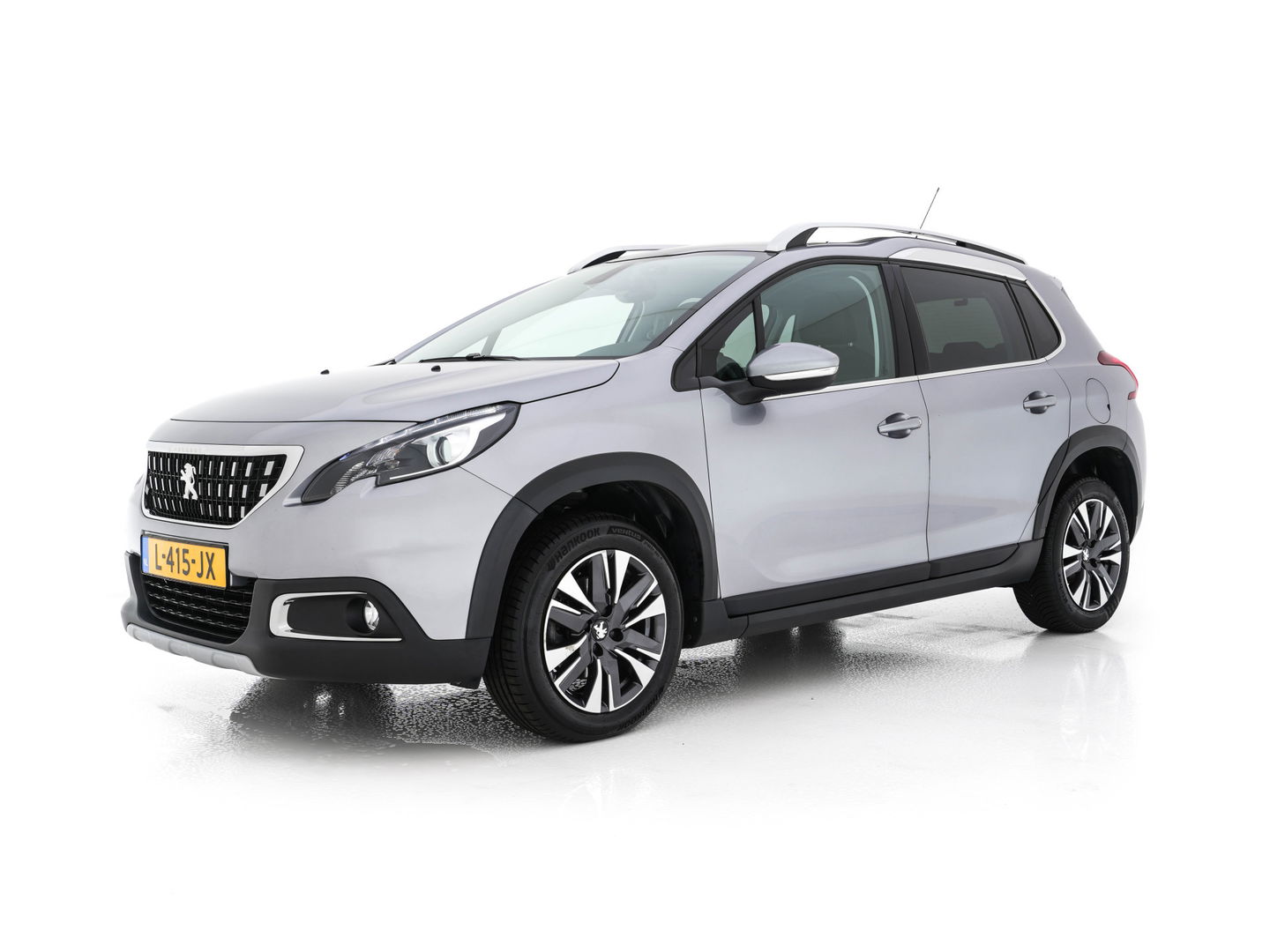Peugeot 2008 1.2 PureTech Allure Aut. *PANO | LEATHER-FABRIC | HEATED-SPORTSEATS | CARPLAY | ECC | CAMERA | PRIVACY-GLASS | PDC | CRUISE | 16''ALU*