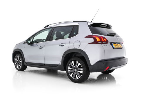 Peugeot 2008 1.2 PureTech Allure Aut. *PANO | LEATHER-FABRIC | HEATED-SPORTSEATS | CARPLAY | ECC | CAMERA | PRIVACY-GLASS | PDC | CRUISE | 16''ALU*