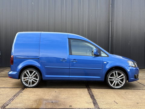 Volkswagen Caddy 1.6 TDI AUTOMAAT | 19” LMV | WIRELESS CARPLAY | CRUISE | AIRCO