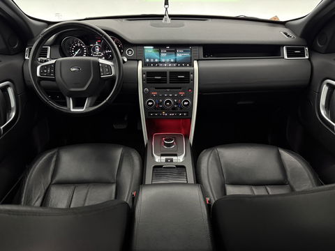 Land Rover Discovery 2.0 TD4 HSE Luxury 180PK 7p. | Pano | Premium Audio | Memory | Sfeer | Camera | Carplay | Leder | Trekh.