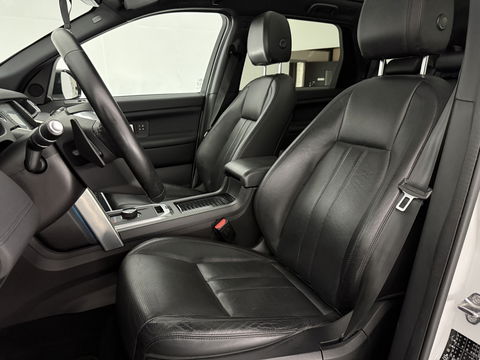 Land Rover Discovery 2.0 TD4 HSE Luxury 180PK 7p. | Pano | Premium Audio | Memory | Sfeer | Camera | Carplay | Leder | Trekh.