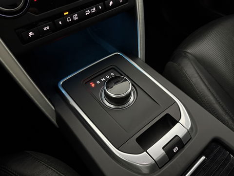 Land Rover Discovery 2.0 TD4 HSE Luxury 180PK 7p. | Pano | Premium Audio | Memory | Sfeer | Camera | Carplay | Leder | Trekh.