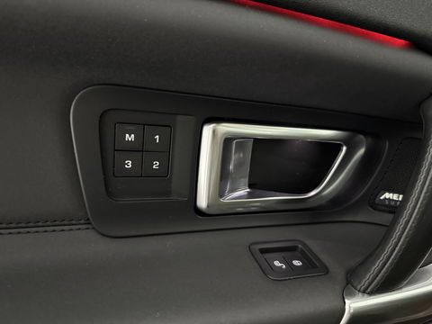 Land Rover Discovery 2.0 TD4 HSE Luxury 180PK 7p. | Pano | Premium Audio | Memory | Sfeer | Camera | Carplay | Leder | Trekh.