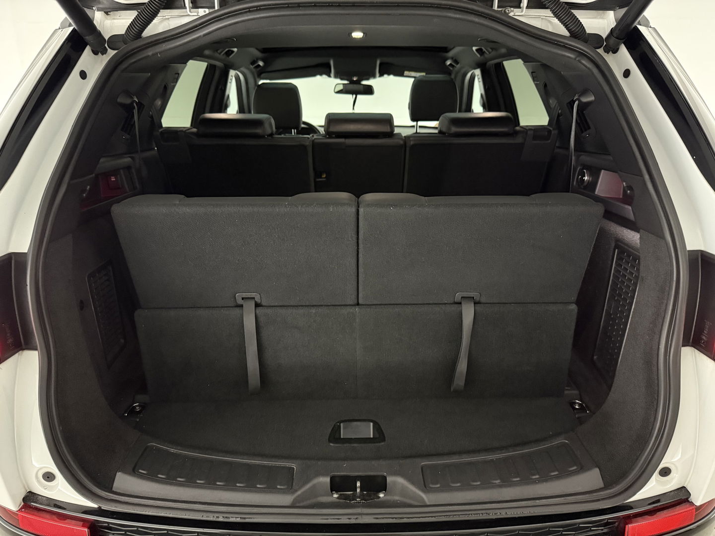 Land Rover Discovery 2.0 TD4 HSE Luxury 180PK 7p. | Pano | Premium Audio | Memory | Sfeer | Camera | Carplay | Leder | Trekh.