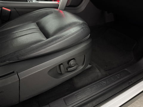 Land Rover Discovery 2.0 TD4 HSE Luxury 180PK 7p. | Pano | Premium Audio | Memory | Sfeer | Camera | Carplay | Leder | Trekh.