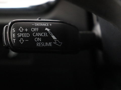 Škoda Enyaq iV 60 | Camera | Carplay | Keyless | Half leder | Navigatie | Full LED | Climate control | Cruise control | Parkeerhulp