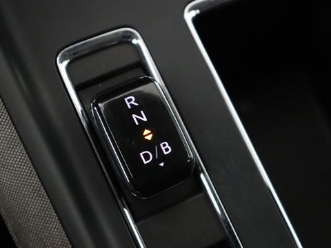 Škoda Enyaq iV 60 | Camera | Carplay | Keyless | Half leder | Navigatie | Full LED | Climate control | Cruise control | Parkeerhulp