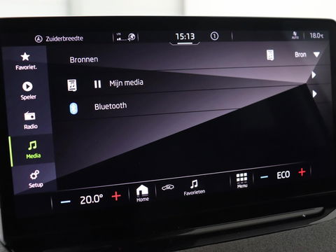 Škoda Enyaq iV 60 | Camera | Carplay | Keyless | Half leder | Navigatie | Full LED | Climate control | Cruise control | Parkeerhulp