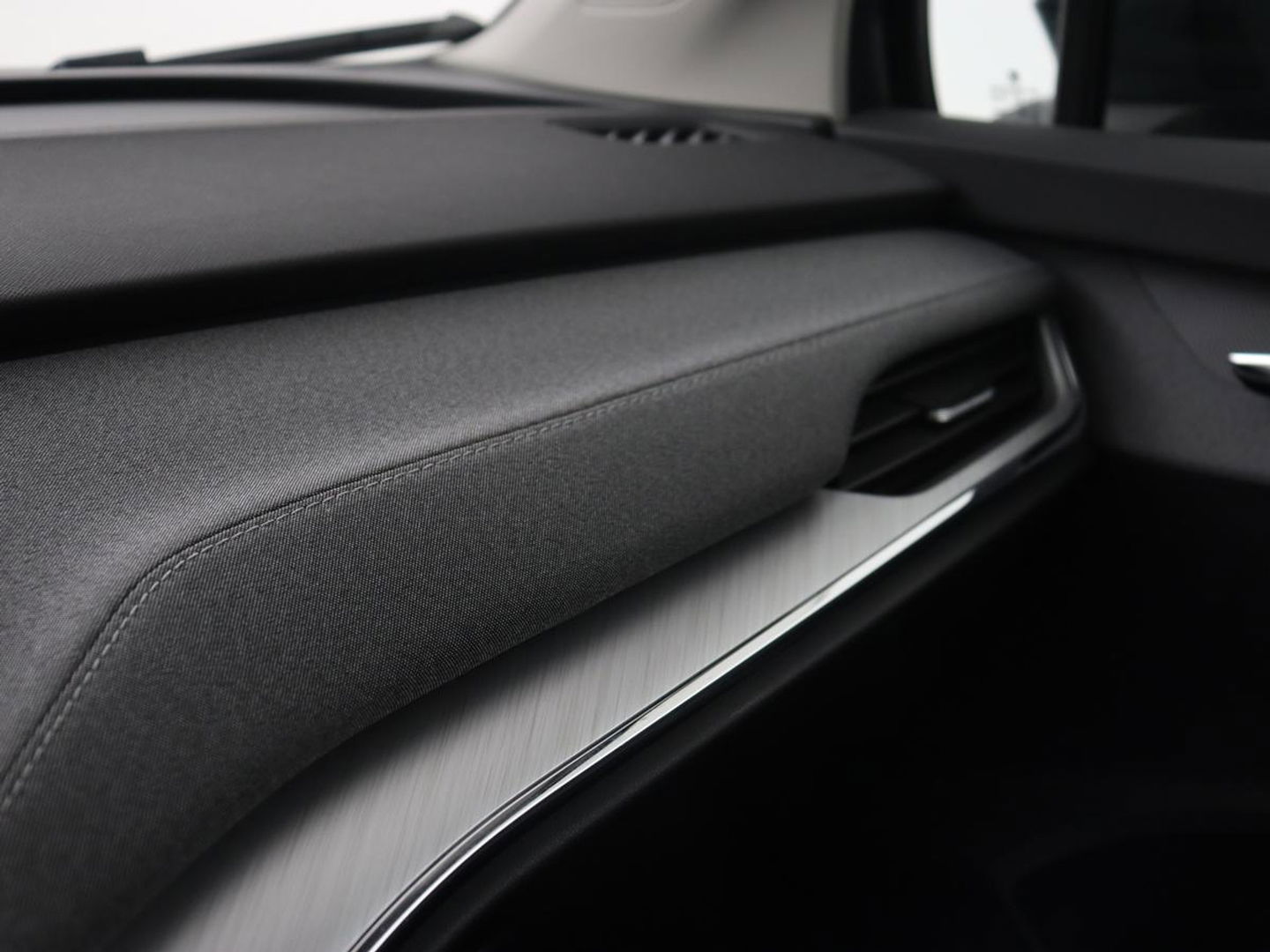 Škoda Enyaq iV 60 | Camera | Carplay | Keyless | Half leder | Navigatie | Full LED | Climate control | Cruise control | Parkeerhulp