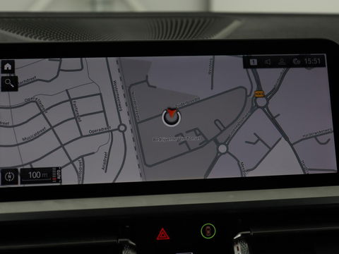 BMW 3 Serie Touring 320i Executive Edition | Half Leder | Cruise Control | Trekhaak | Elektrische achterklep | Camera | Carplay | Sfeerverlichting