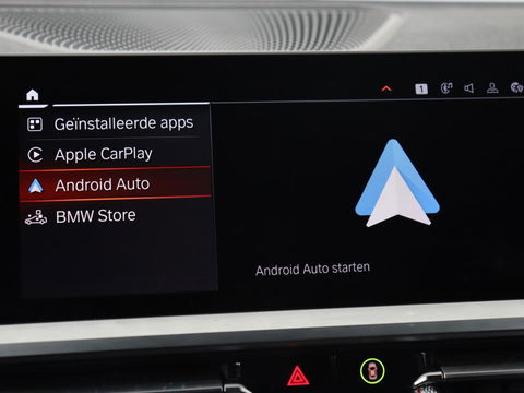 BMW 3 Serie Touring 320i Executive Edition | Half Leder | Cruise Control | Trekhaak | Elektrische achterklep | Camera | Carplay | Sfeerverlichting
