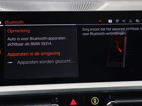 BMW 3 Serie Touring 320i Executive Edition | Half Leder | Cruise Control | Trekhaak | Elektrische achterklep | Camera | Carplay | Sfeerverlichting