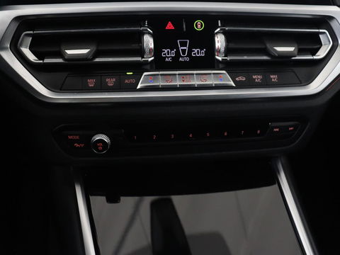 BMW 3 Serie Touring 320i Executive Edition | Half Leder | Cruise Control | Trekhaak | Elektrische achterklep | Camera | Carplay | Sfeerverlichting
