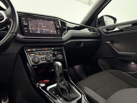 Volkswagen T-Roc 1.5 TSI Sport | Pano | Virtual | Camera | Carplay | Adaptive Cruise | Keyless | Stoelverw. | NAP