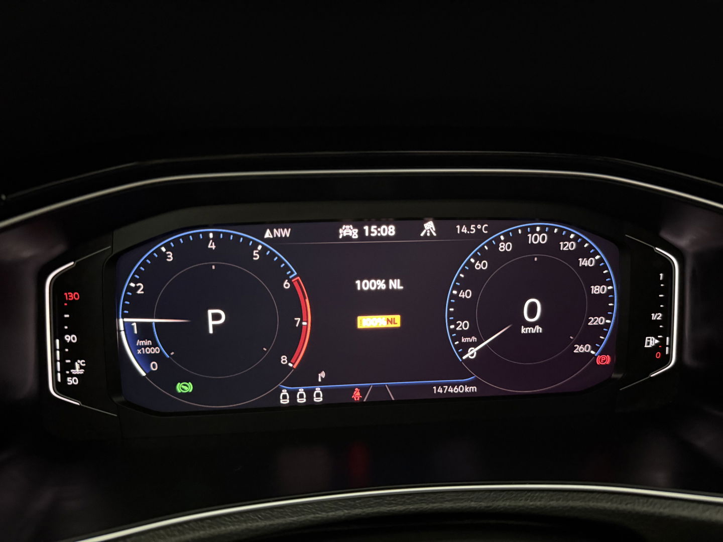 Volkswagen T-Roc 1.5 TSI Sport | Pano | Virtual | Camera | Carplay | Adaptive Cruise | Keyless | Stoelverw. | NAP