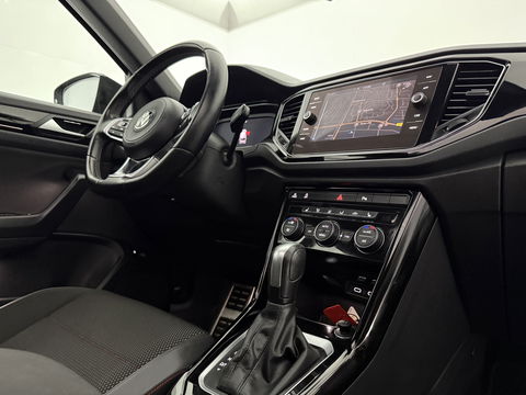 Volkswagen T-Roc 1.5 TSI Sport | Pano | Virtual | Camera | Carplay | Adaptive Cruise | Keyless | Stoelverw. | NAP