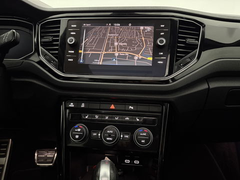Volkswagen T-Roc 1.5 TSI Sport | Pano | Virtual | Camera | Carplay | Adaptive Cruise | Keyless | Stoelverw. | NAP