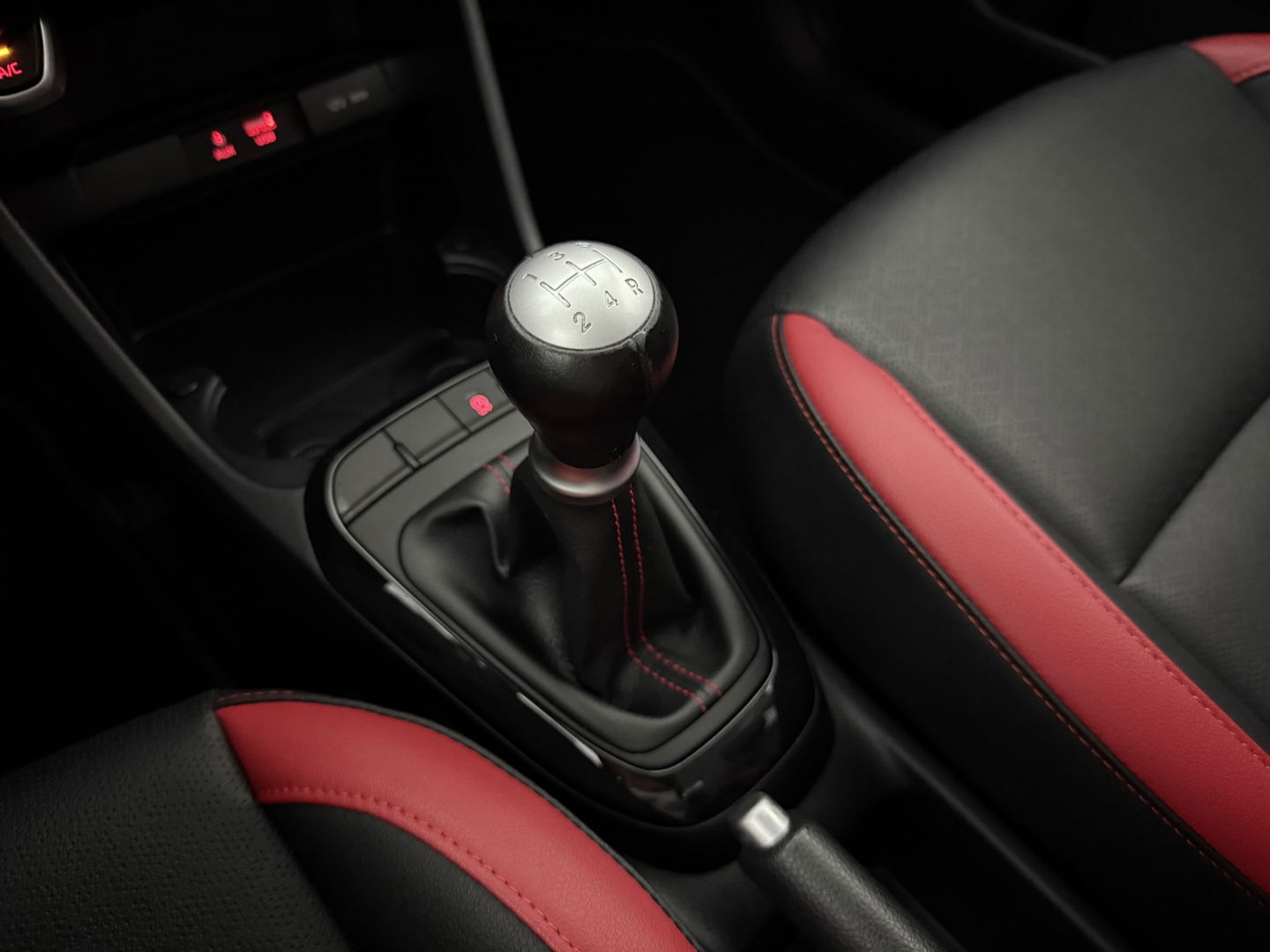 Kia Picanto 1.0 MPi GT-Line | Camera | Cruise | Carplay | Leder | LED | NAP